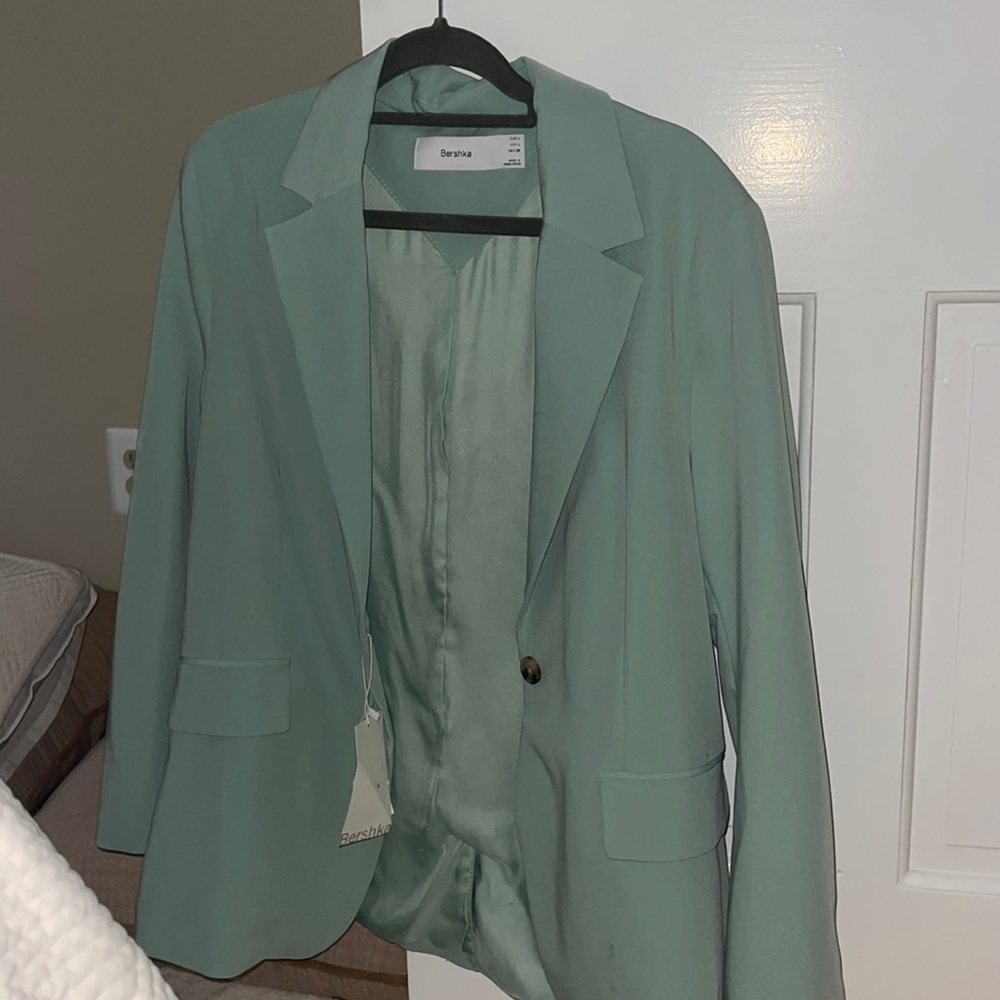 Tags on, never worn Bershka sage blazer size L